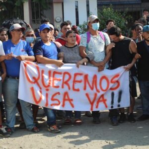 TENSIÓN EN FRONTERA: Migrantes venezolanos y centroamericanos bloquearon calles en México para exigir su regularización