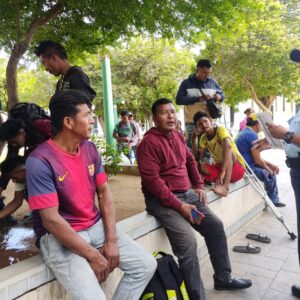 En Maracaibo los Yukpas se concentran frente a la Gobernación del #Zulia para exigir liberación de indígenas detenidos