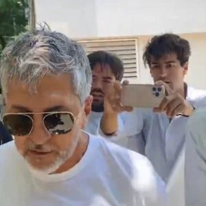 «Podría volver al Barcelona» El futuro de Lionel Messi: reunión entre Jorge, su padre, y Joan Laporta, presidente de Barcelona