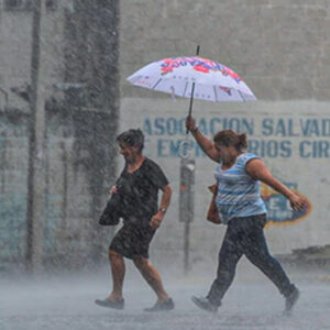 #Zulia Inameh pronostica lluvias con descargas eléctricas