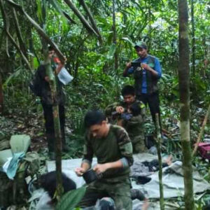 #Misterio, Niña rescatada en la selva colombiana escuchó un mensaje en lengua de la abuela