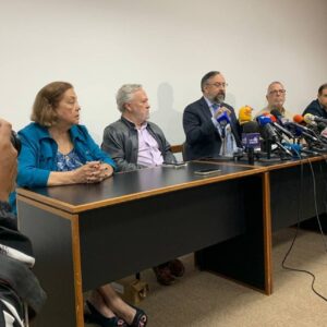 #PRIMARIAS Comisión acuerda irse a «pie»: Elección opositora será manual y autogestionada