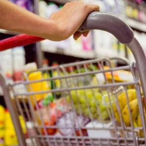 Venezolanos necesitan más de 100 salarios mínimos para sobrevivir