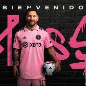 #Fútbol Presuntamente Messi se saltó un semáforo rojo y estuvo a punto de una colisión luego de salir de entrenamiento