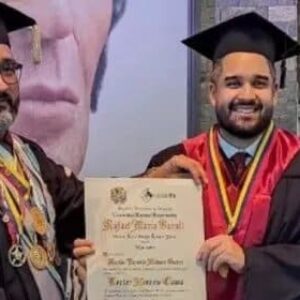 Aunque usted no lo crea: La Universidad Nacional Experimental Rafael María Baralt CONFIERE DOCTOR HONORIS CAUSA A NICOLÁS MADURO GUERRA, mejor conocido como «Nicolasito»