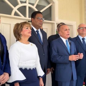 Poder Regional, Municipal y Legislativo representaron al Zulia en el acto central por los 200 años de la Batalla Naval del Lago de Maracaibo