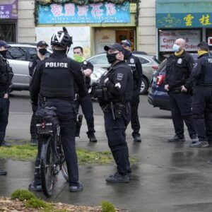#DENUNCIA Investigan a policías de Chicago por tener sexo con inmigrantes vulnerables