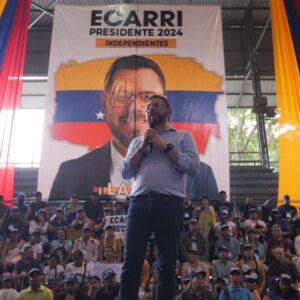 Ecarri en acto de proclamación: La Unión Europea tiene que venir a observar las elecciones y punto