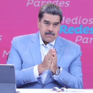 #INSOLITO Quién los hace huir EXIGE: Maduro exigirá que se le otorgue la ciudadanía a todos los migrantes venezolanos