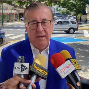 Precandidato Pérez Vivas responde al acuerdo de la Plataforma Unitaria: «Nadie es dueño de la representación democrática»