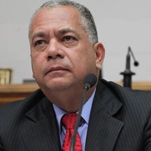 #EXTRAOFICIAL SIN SORPRESA: ELVIS AMOROSO, contralor, presidiría NUEVO CNE