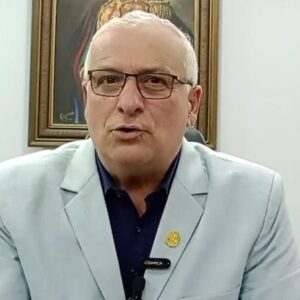 #CONTUNDENTE Alcalde de San Francisco Estado Zulia, tras publicación de un vídeo DESTITUYE A FUNCIONARIO CORRUPTO señalado por el sector comercial Vea vídeo