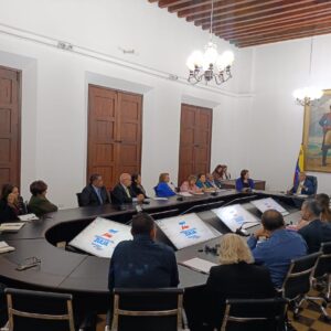 Gobernación y autoridades de la Universidad del Zulia evalúan repoblamiento