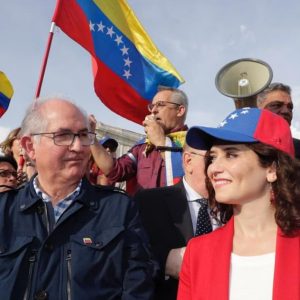 EN ESPAÑA Ayuso y Almeida ningunean a los opositores de Nicolás Maduro: sin espacio para votar en las primarias de Venezuela