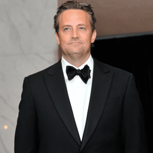 CONSTERNACIÓN en sus fans deja la muerte de Matthew Perry, coprotagonista de la serie «Friends»