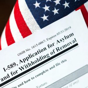 #INMIGRACION Descubre por qué la USCIS está rechazando solicitudes de asilo