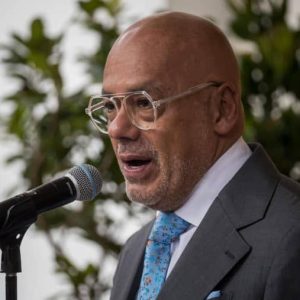 Jorge Rodríguez acusó al cuerpo diplomático acreditado en Venezuela de «inmiscuirse en los asuntos internos»