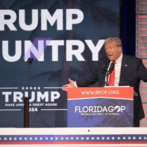 #Opinión: Oppenheimer analiza ¿Ganará Trump el voto hispano y las elecciones del 2024?