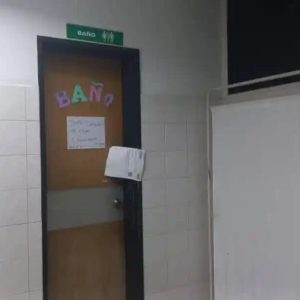 #INSOLITO Pacientes del Ambulatorio de Cabudare son llevados al monte para poder hacer sus necesidades