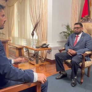 RESPUESTA ADELANTADA A Nicolás: Guyana no «compartirá» ingresos del Esequibo con Venezuela «Nunca sucederá»