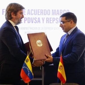 #ECONOMIA Pdvsa y Repsol suscriben un acuerdo marco para reactivar una empresa conjunta petrolera