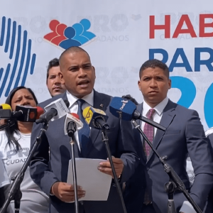 Leocenis García propone pacto entre candidatos habilitados y evitar «tentación de la abstención”