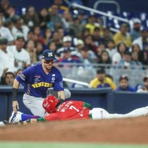 OTRO TRIUNFO de Los Tiburones de la Guaira por Venezuela frente a los Naranjeros de México
