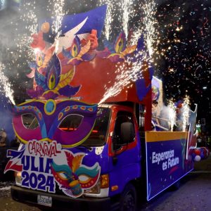 #ZULIA Desbordada de alegría, color y música 5 de Julio por gran desfile de carnaval 2024