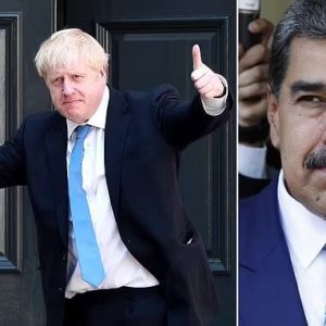Ex primer ministro inglés Boris Johnson voló en secreto a Venezuela para conversar con Maduro, según la prensa británica