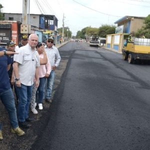 #ZULIA Alcalde de San Francisco, Gustavo Fernández, inició la recuperación vial de La Polar