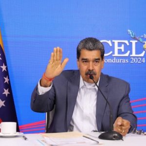 Ante la desaparición del PSUV-ZULIA: Maduro anuncia limpieza y nueva etapa en ese partido