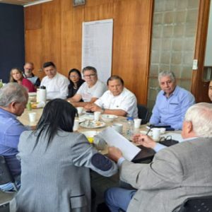 POSITIVA REUNIÓN de la Plataforma Unitaria con Manuel Rosales