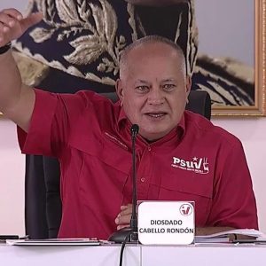 Diosdado Cabello continúa estrategia de fraccionar la oposición y señala «Chavismo no impidió la inscripción de Corina Yoris…»