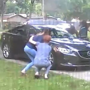 #ASOMBROSO Familia habla tras robo de auto a mano armada en Jackson Vea Vídeo