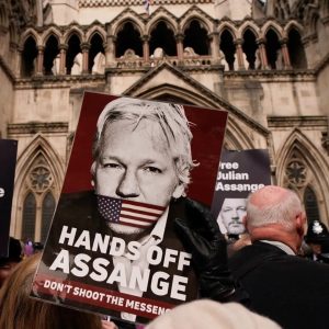 #ULTIMAHORA Julian Assange quedaría libre tras acuerdo con EE.UU. al declararse culpable por filtraciones en Wikileaks