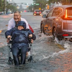 Florida se ahoga: Inundaciones severas y retrasos aéreos por fuertes lluvias en Miami-Dade y Broward
