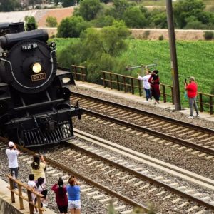 #SUCESOS Mujer muere al tomarse una selfie mientras pasaba tren «La emperatriz» en su último tour en México