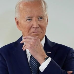 Ante la crisis política: Biden hablará con gobernadores demócratas y calmar entorno