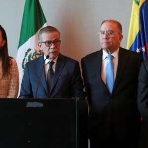 Diario El Mundo afirma: Equipo de María Corina y comisión negociadora de Barbados no sabían que se restablecería diálogo directo con EEUU