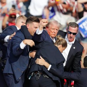 Donald Trump sufrió atentado durante un acto de campaña en Pensilvania