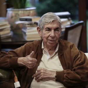 #OPINION El nobel Óscar Arias: Maduro dirige un “narcoestado” y es difícil que entregue el poder