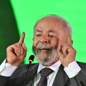 Lula no asistirá a la investidura de Maduro: ABC de España