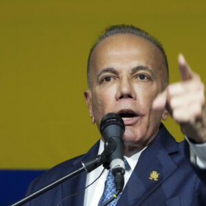 Manuel Rosales insiste en la liberación de los presos políticos como enfoque principal de la oposición