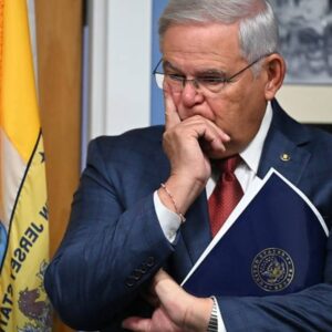 #EEUU Fiscales piden 15 años de prisión para el exsenador Menéndez en caso de corrupción