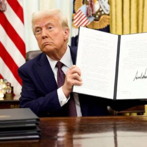 #ALERTA Presidente Trump anuncia que usará Guantánamo para retener 30 mil migrantes ilegales, entre ellos los venezolanos