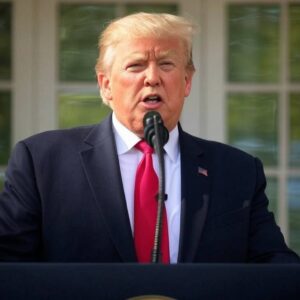 #UltimaHora Donald Trump anuncia que venderá permisos de residencia «dorados» por 5 millones de dólares
