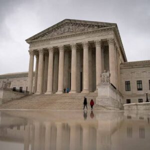 Duro golpe al gobierno: Corte Suprema de EE.UU. rechaza decisión de Trump de congelar fondos que debe a Usaid