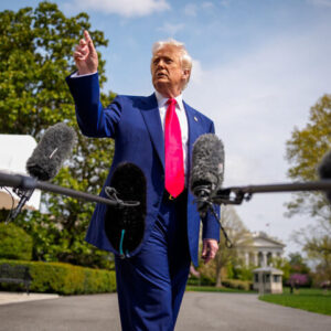 Trump afirma que «todos los países» lo han llamado desde el anuncio de los aranceles