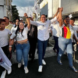 Negal Morales inscribió candidatura a la gobernación de Miranda con el compromiso «hambre cero»
