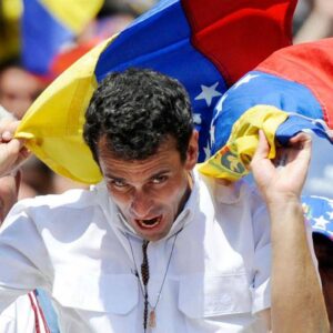 El País de España: Un sector de la oposición venezolana se prepara para intentar contener el avance del chavismo en unas condiciones adversas